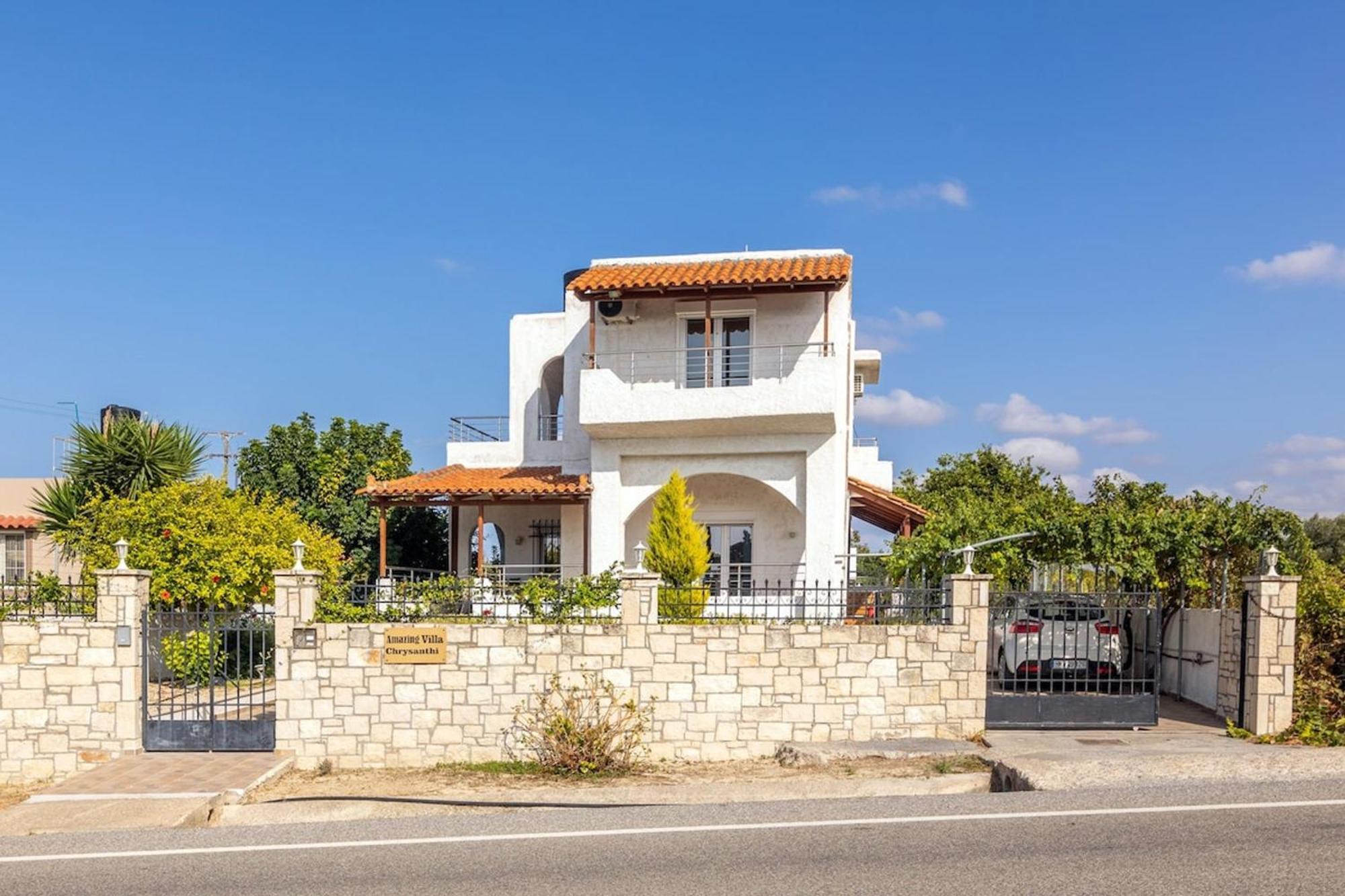 Amazing Villa Chrysanthi With Private Pool In Heraklion Epano Vathia Exteriör bild