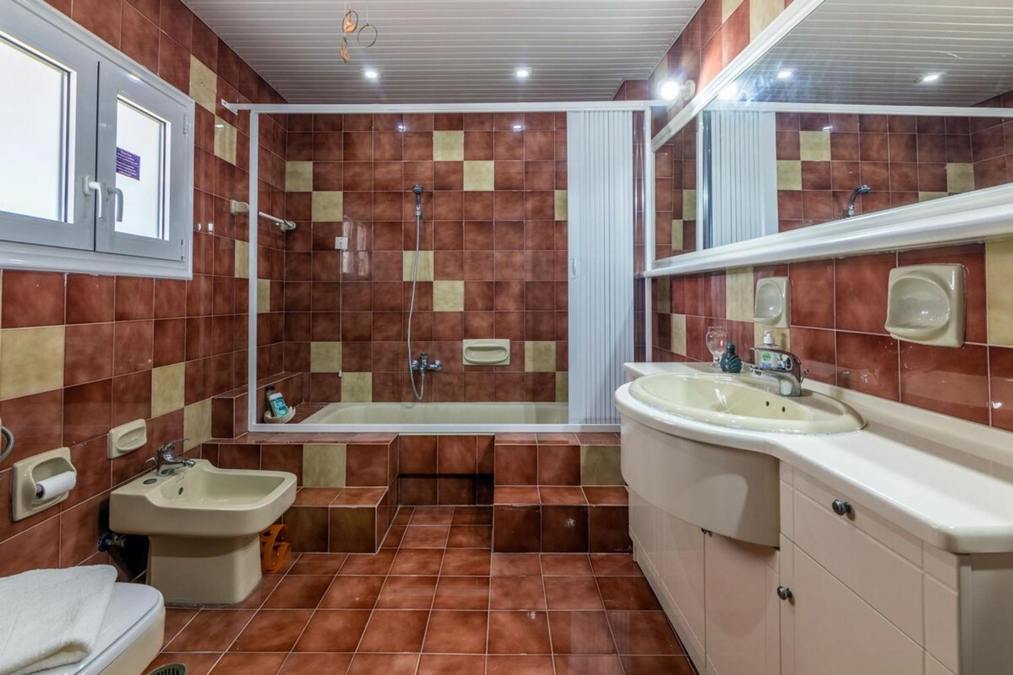 Amazing Villa Chrysanthi With Private Pool In Heraklion Epano Vathia Exteriör bild